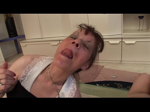 ❤️ Due nonne e un nonno fanno una cosa a tre ☑ Porno al it.onlyindianpornx.ru
