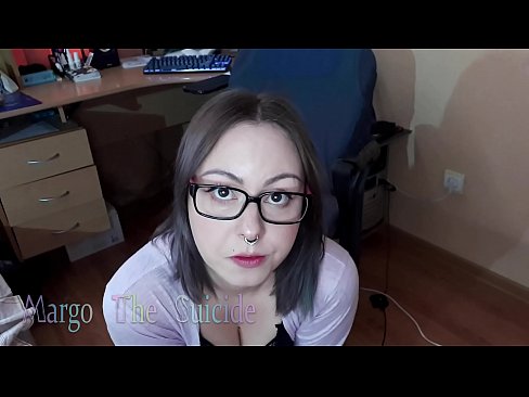 ❤️ Ragazza sexy con gli occhiali succhia il dildo profondamente sulla macchina fotografica ☑ Porno al it.onlyindianpornx.ru